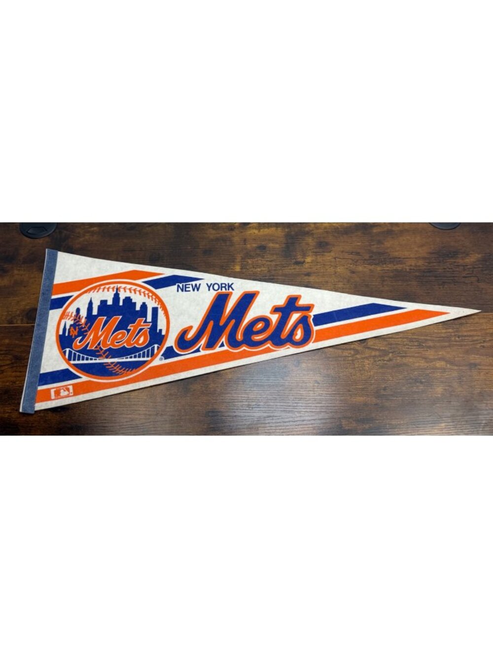 New York Mets MLB Vintage Felt Pennant Logo Sports Memorabilia 29.5 inches